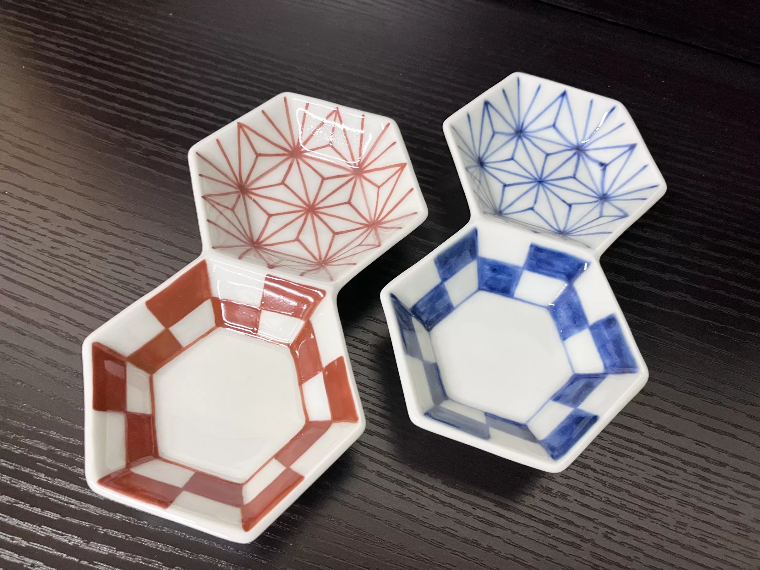 伊万里焼 麻市松亀甲二品盛（青・赤） 165-H1062