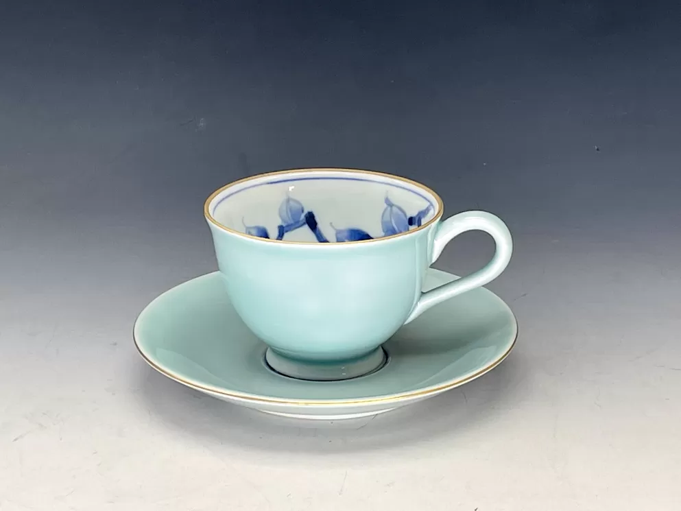 【伊万里焼】青磁 カメリア 珈琲椀皿 056-H777