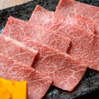 BN005　Ａ5ランク佐賀牛もも焼肉用400ｇ(200ｇ×2Ｐ)