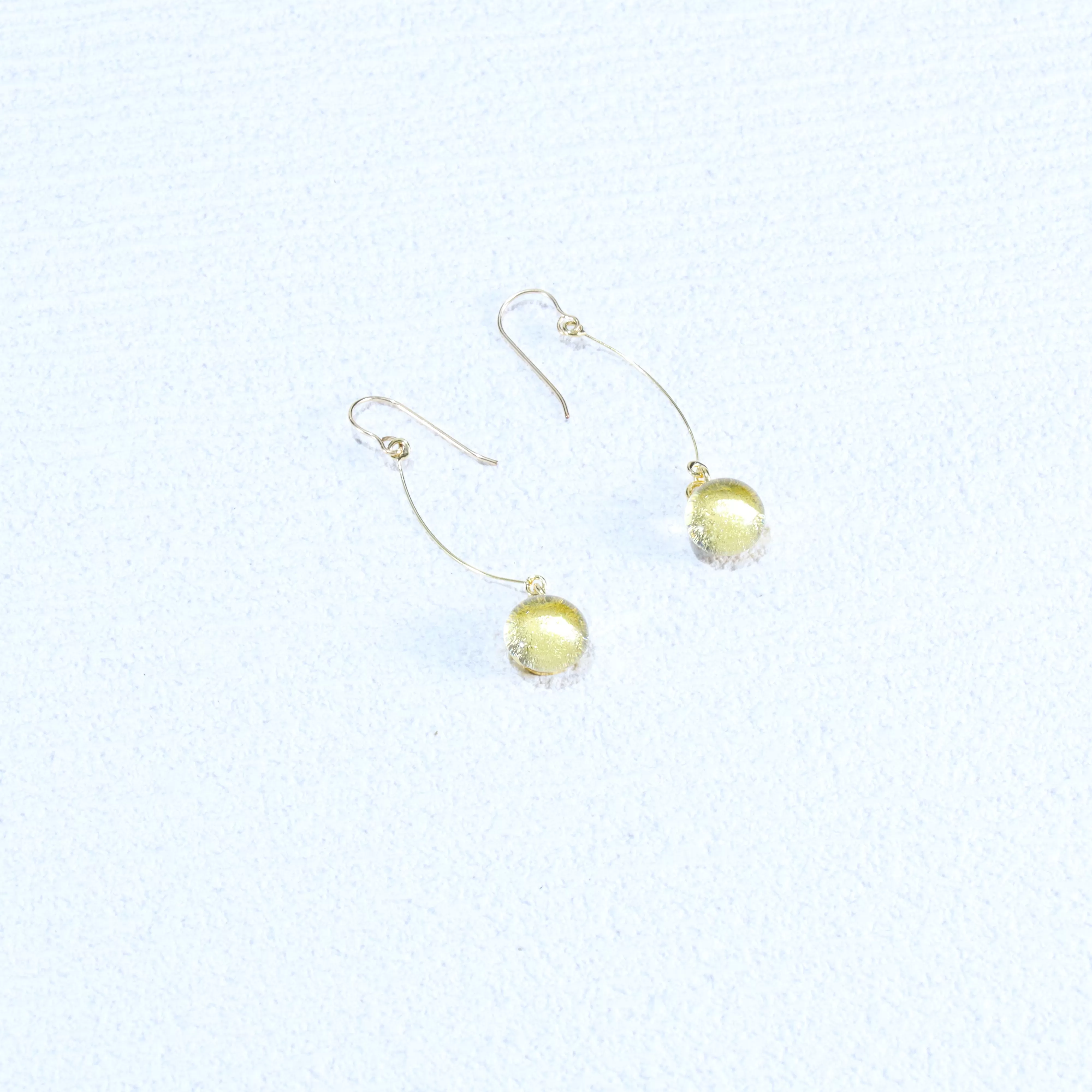 アクセサリー プチピアス（カラー：クリア）