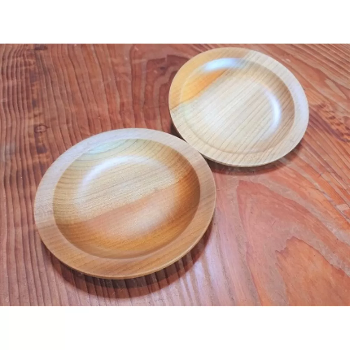 食卓に木の温もりを、7寸皿