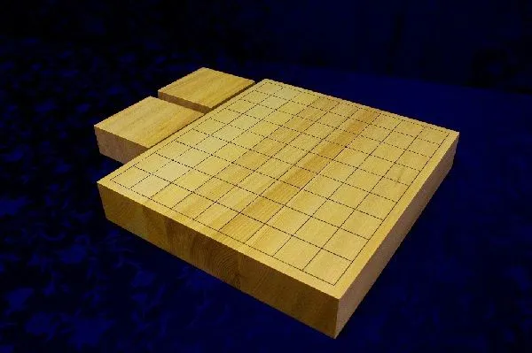 国産「榧」の卓上将棋盤（駒台付）【株式会社　熊須碁盤店】_A0114-1592