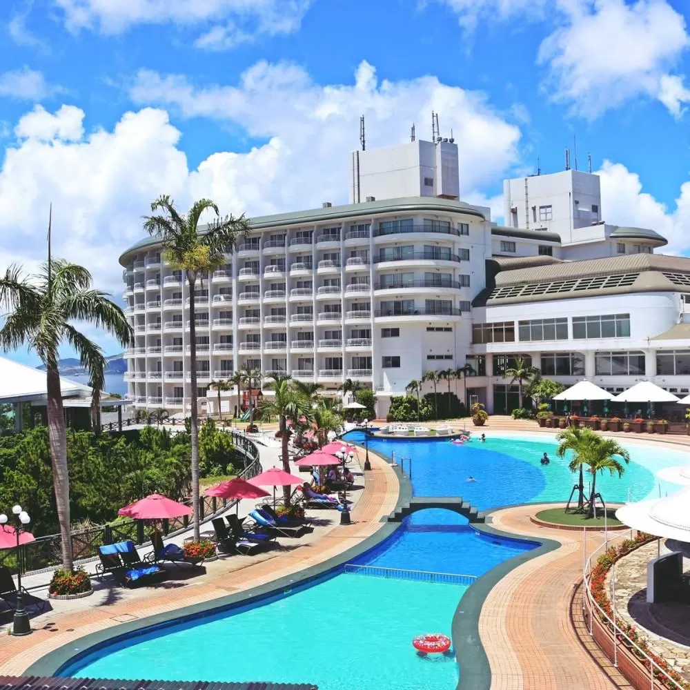 旅行 宿泊利用券 ホテル オーシャンタワー オーシャンビュールーム 3名様利用 宿泊券 1泊 （ 朝・夕付 ）｜ 沖縄かりゆしビーチリゾート・オーシャンスパ